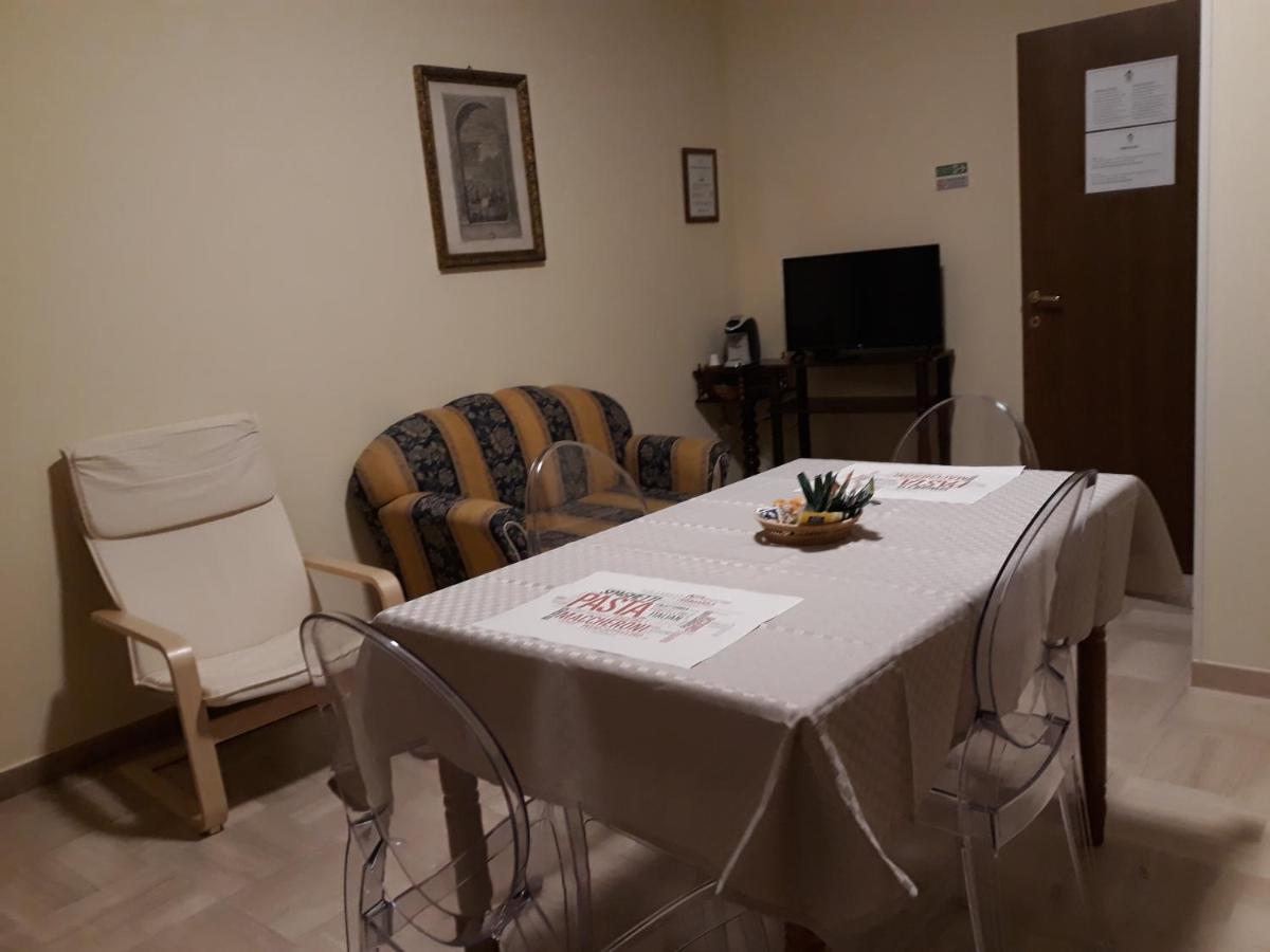 L'Antico Monastero Panzió Sant'Agata di Puglia Kültér fotó